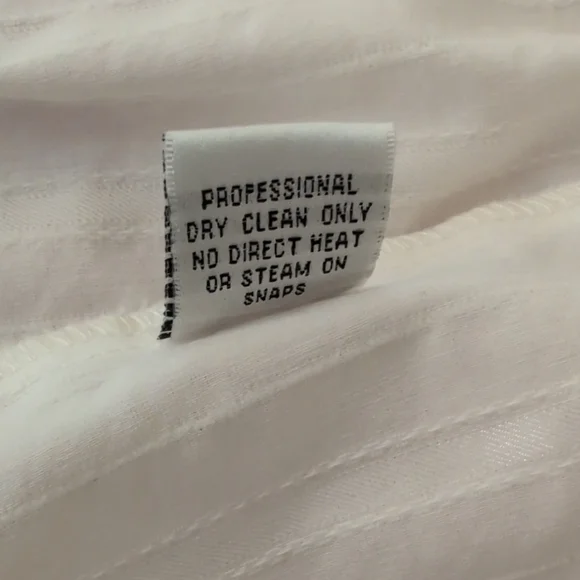 Cache White Button-Down Women's Shirt - Picture 9 of 10